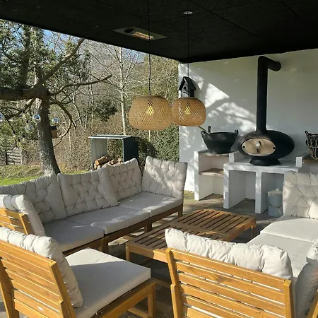 Feriehus Newly Renovated Summer House Near